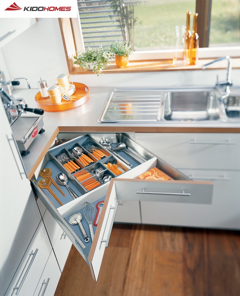 Tận dụng gầm chậu rửa và các góc chết -Biến không gian “bỏ phí” thành nơi chứa đồ