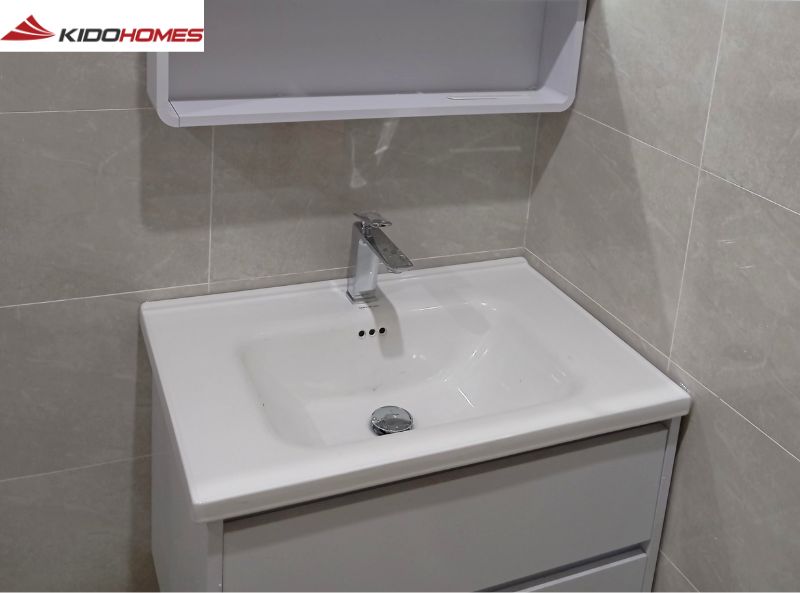 Hoàn thiện lắp đặt 2 bộ tủ chậu và sen tắm cho bác Hạnh - Hoàng Mai, Hà Nội