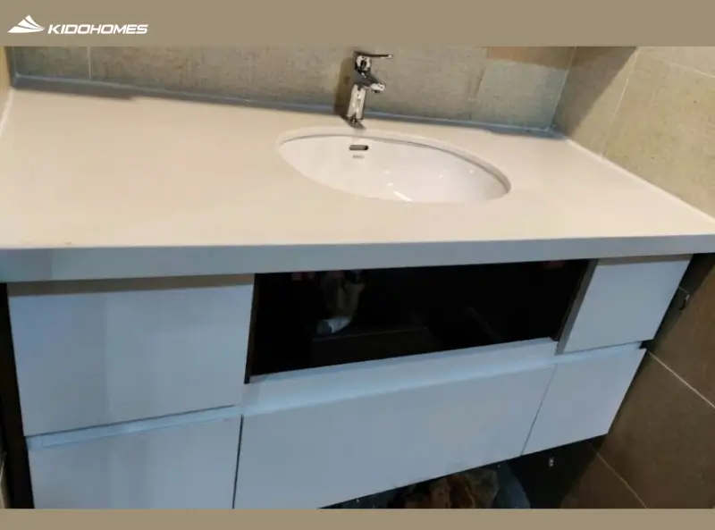Lắp đặt lavabo âm bàn TOTO cho gia đình anh Khôi tại Long Biên, Hà Nội