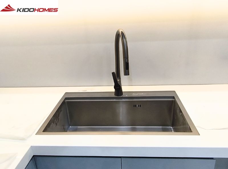 Hoàn thiện lắp đặt vòi chậu bếp cho chú Mười - Lĩnh Nam, Hà Nội