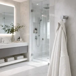 Móc áo TOTO YRH411V dòng L - Thiết kế gọn gàng, hiện đại - Ảnh 2