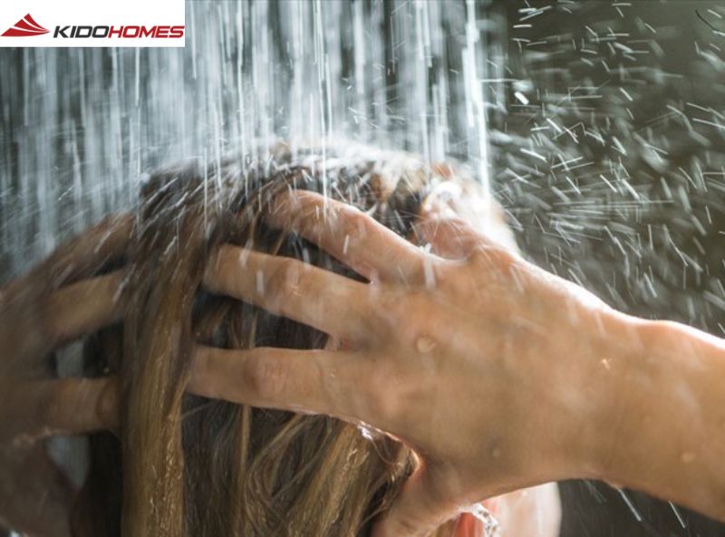 Nên tắm nước nóng hay nước lạnh sau khi tập luyện