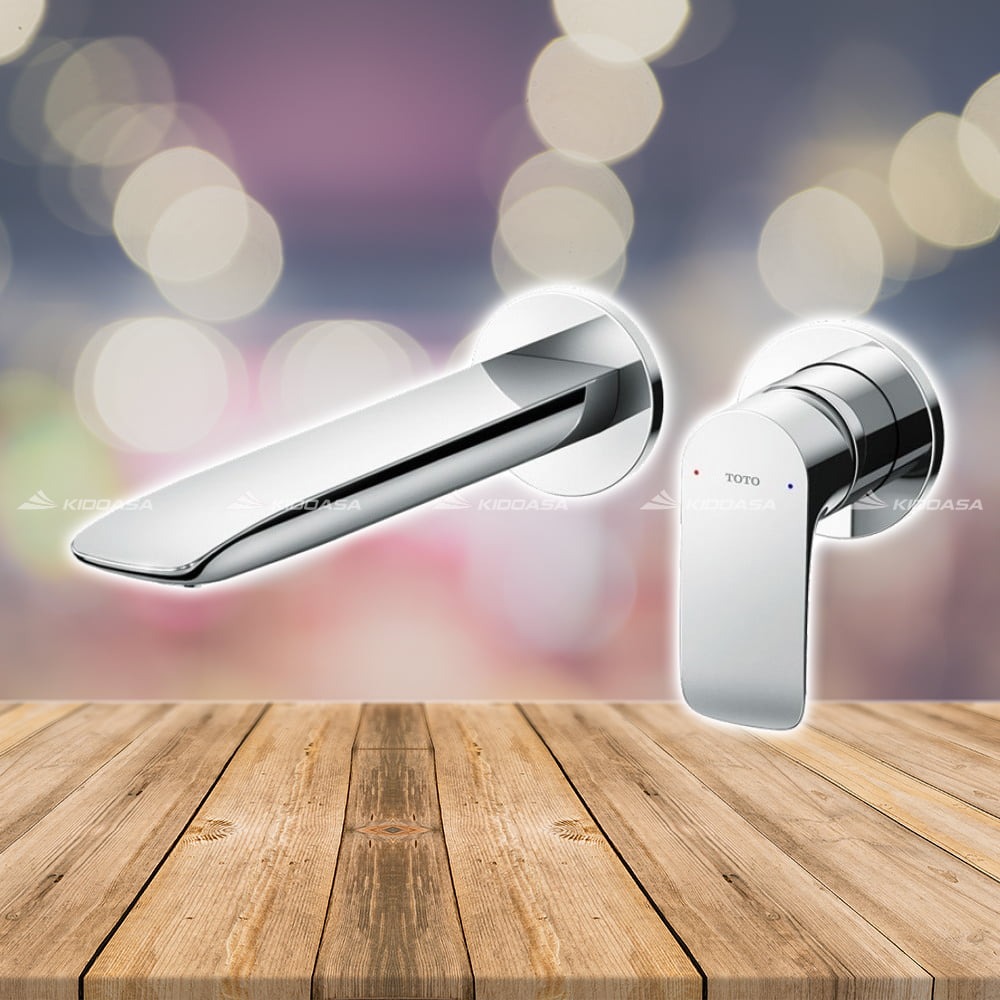 Vòi chậu gật gù nóng lạnh gắn tường TOTO TLG04310B