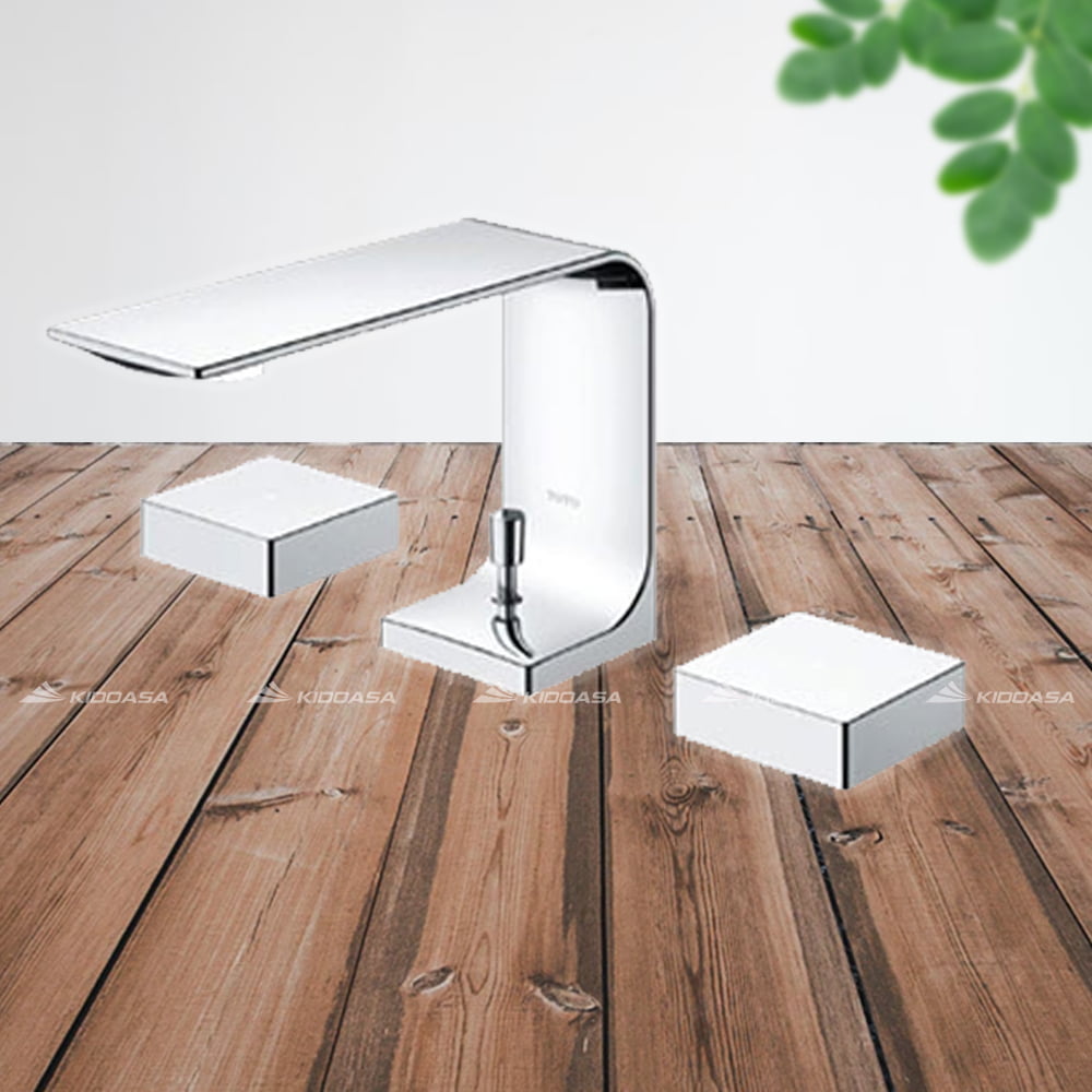 Vòi chậu rửa mặt 3 lỗ TOTO TLP02201B