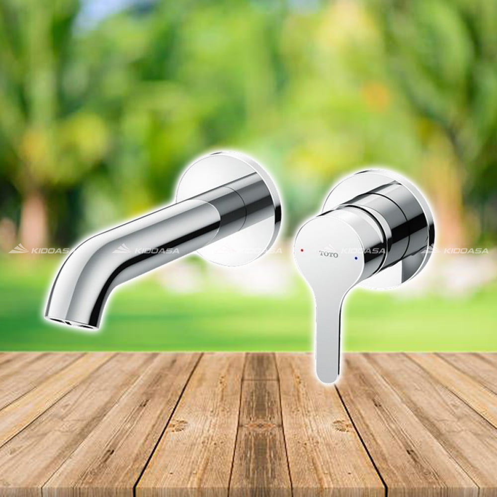 Vòi chậu gật gù nóng lạnh gắn tường TOTO TLS01309B